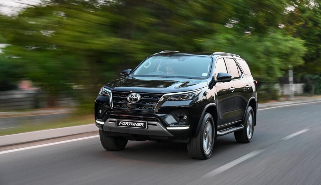 Fortuner for Rent in Lahore Without Driver